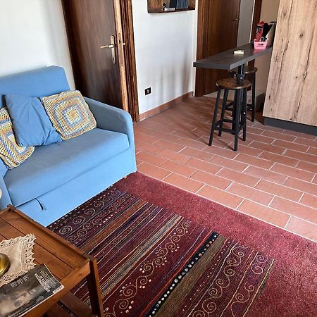 B&B Casale Roshlee Gualdo Cattaneo Εξωτερικό φωτογραφία