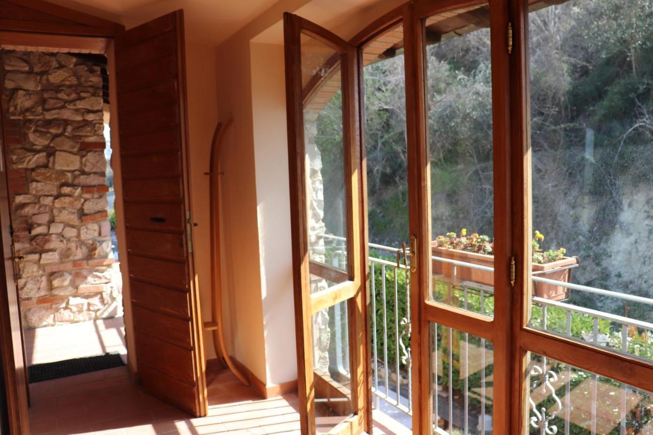 B&B Casale Roshlee Gualdo Cattaneo Εξωτερικό φωτογραφία