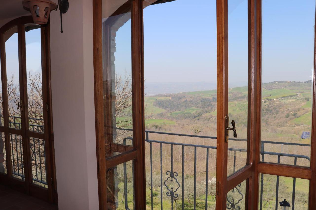 B&B Casale Roshlee Gualdo Cattaneo Εξωτερικό φωτογραφία